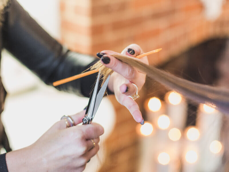 毛发医疗服务行业纵览：青丝守护者，千亿大市场