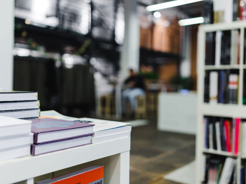 北京邮电大学校长乔建永寄语2019届毕业生：做与时代同行的北邮人