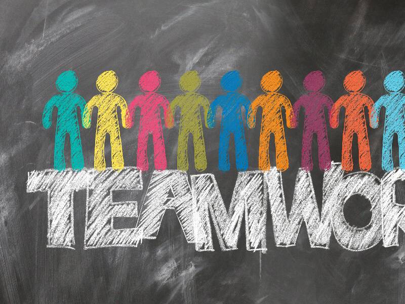 中国驻新加坡使馆经商处公参致辞